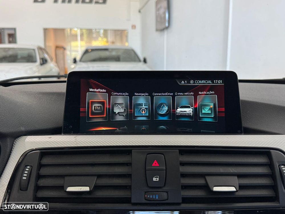 BMW 330 e iPerformance Pack M - 18