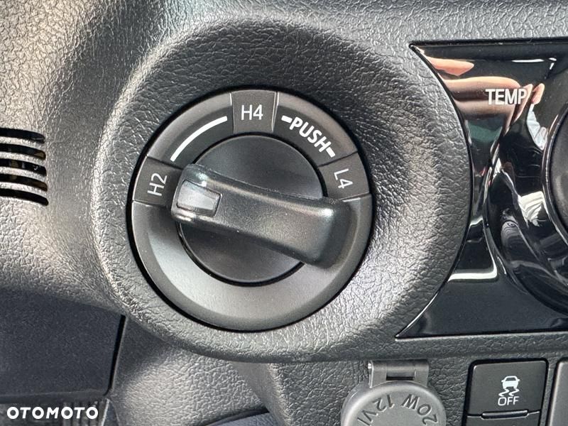 Toyota Hilux - 21
