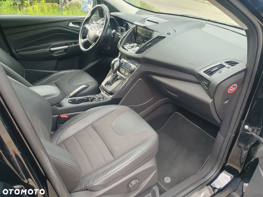 Ford Kuga 2.0 TDCi 4x4 Titanium - 6