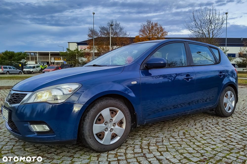 Kia Ceed 1.6 Crdi Comfort - 3