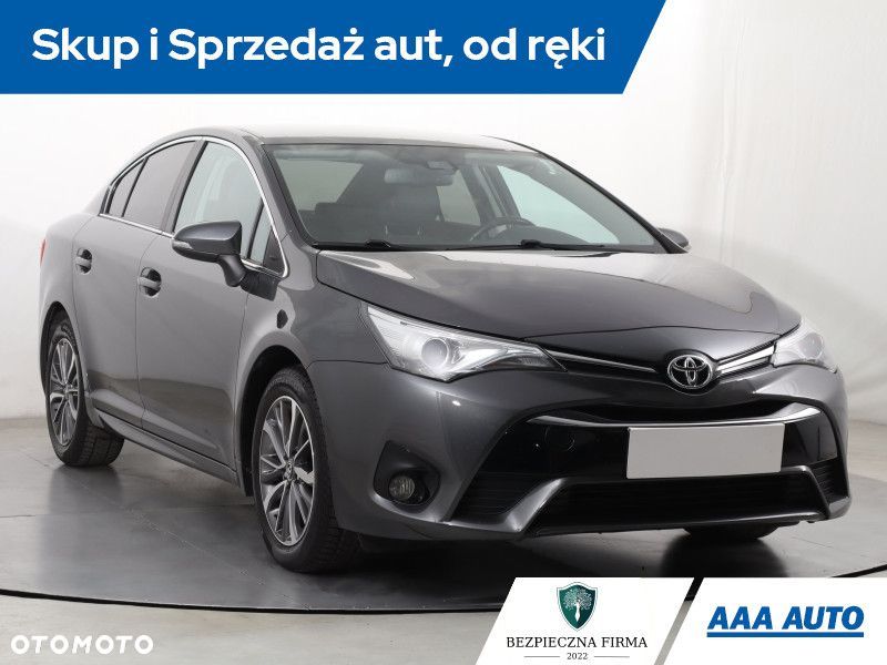 Toyota Avensis - 2
