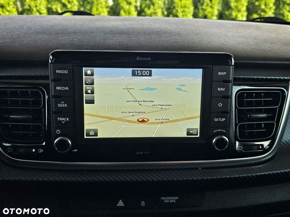 Kia Rio - 20