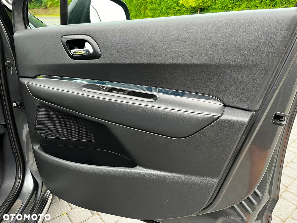 Peugeot 3008 - 23