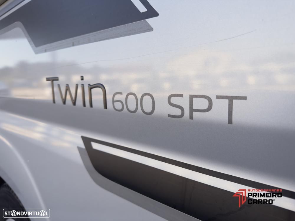 Adria Twin 600 SPT cama transversal - 56