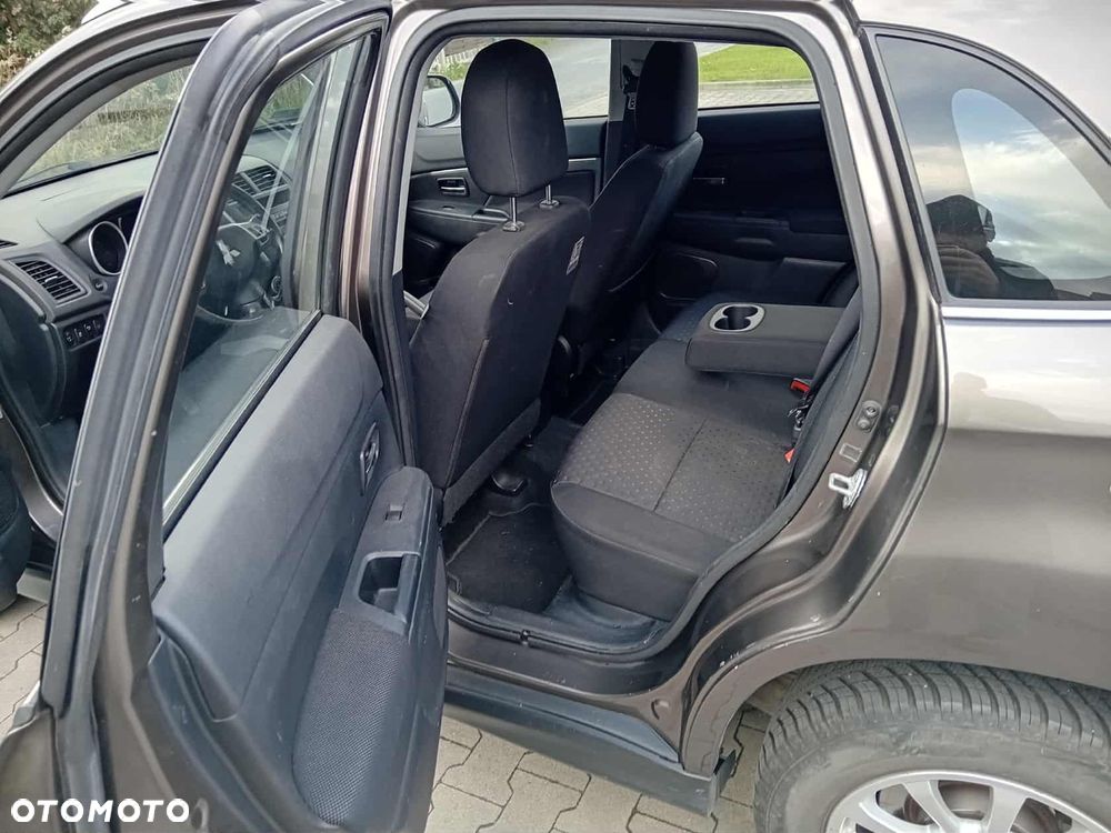 Mitsubishi ASX - 13