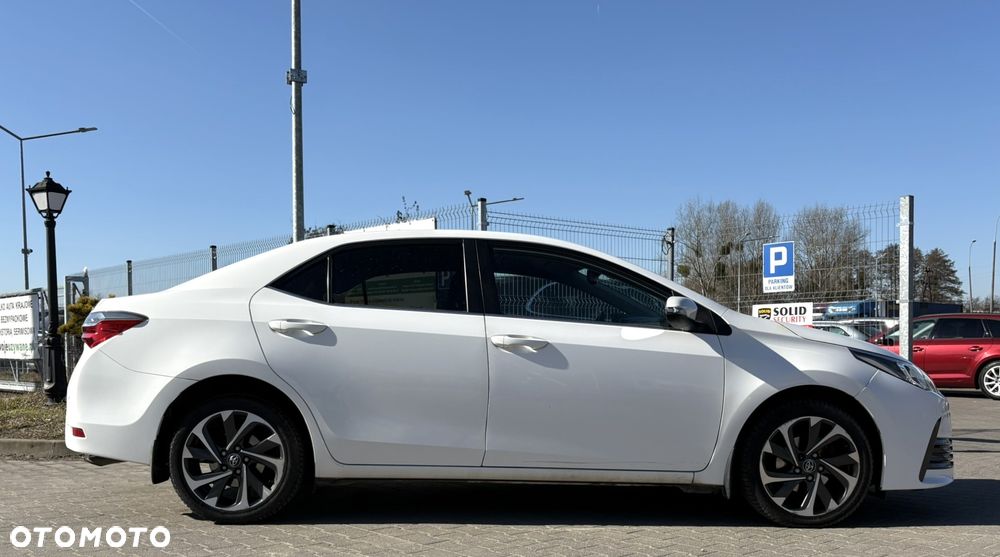 Toyota Corolla 1.6 Comfort - 4