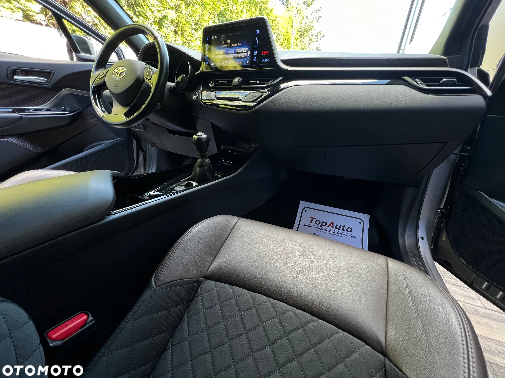 Toyota C-HR 1.2 T Prestige - 12