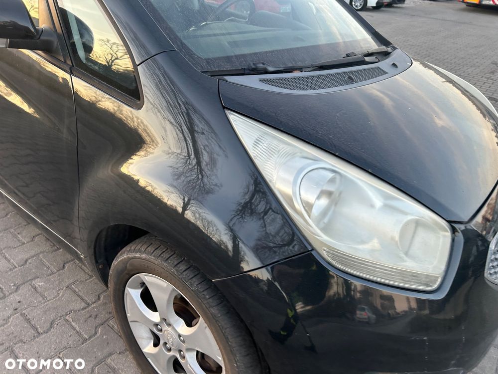 Kia Venga - 30