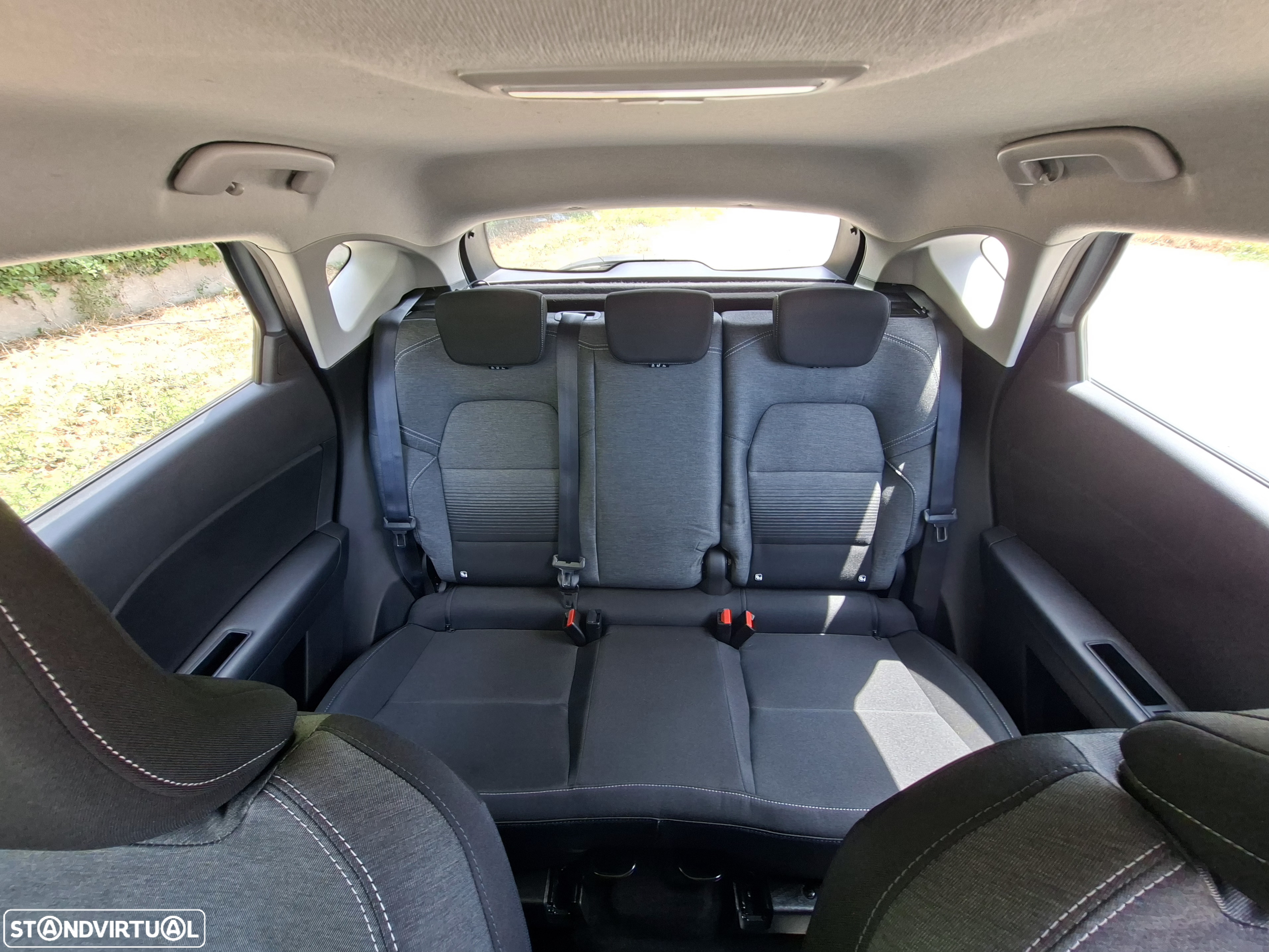 Renault Captur 1.5 dCi Exclusive EDC - 28