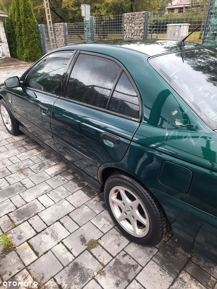 Honda Accord 1.8i LS - 5