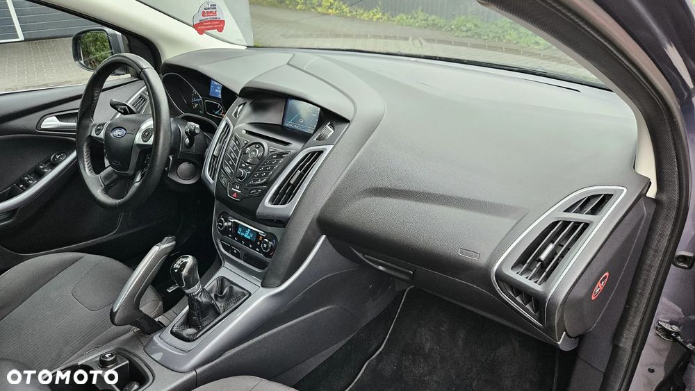 Ford Focus - 17