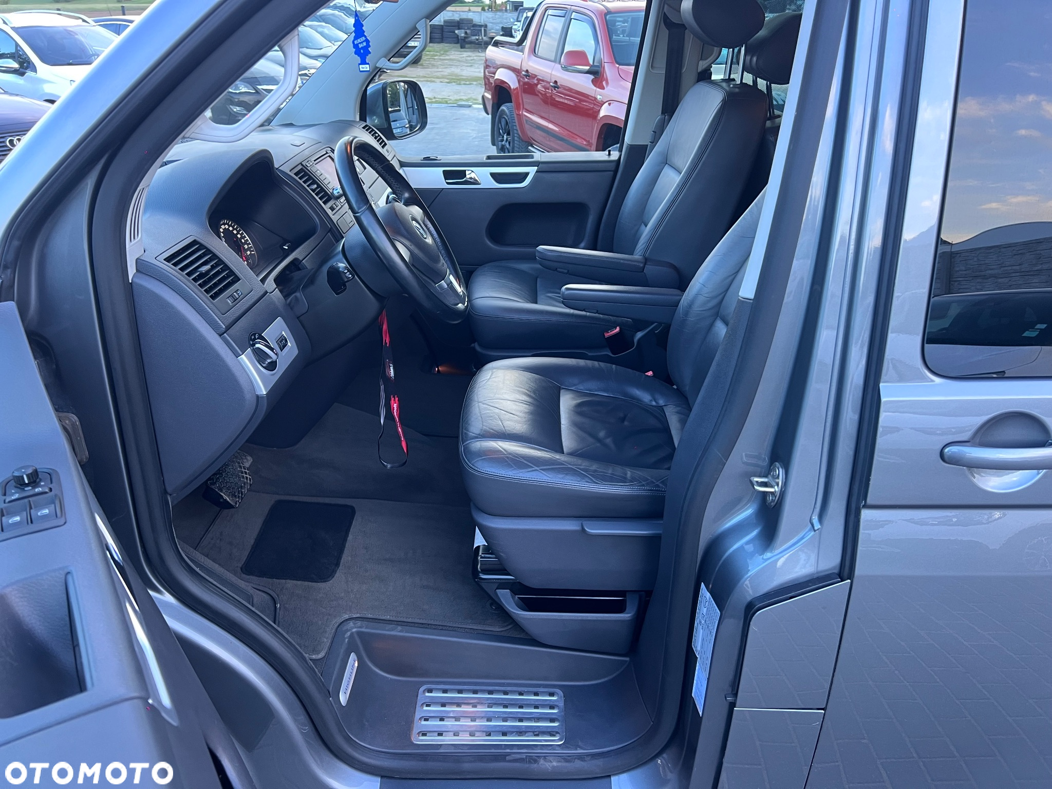 Volkswagen Multivan 2.0 BiTDI L1 Highline DSG - 25