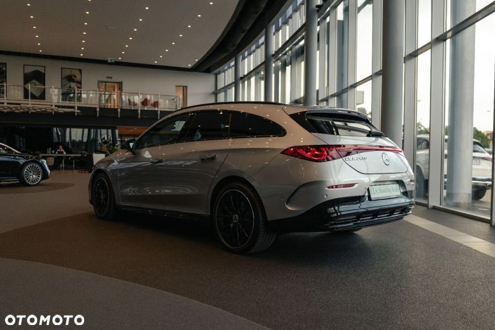 Mercedes-Benz CLA - 4