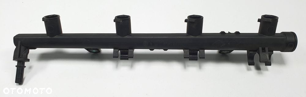 LISTWA WTRYSKOWA RENAULT MEGANE II 1.6 16V 8200135504 - 1