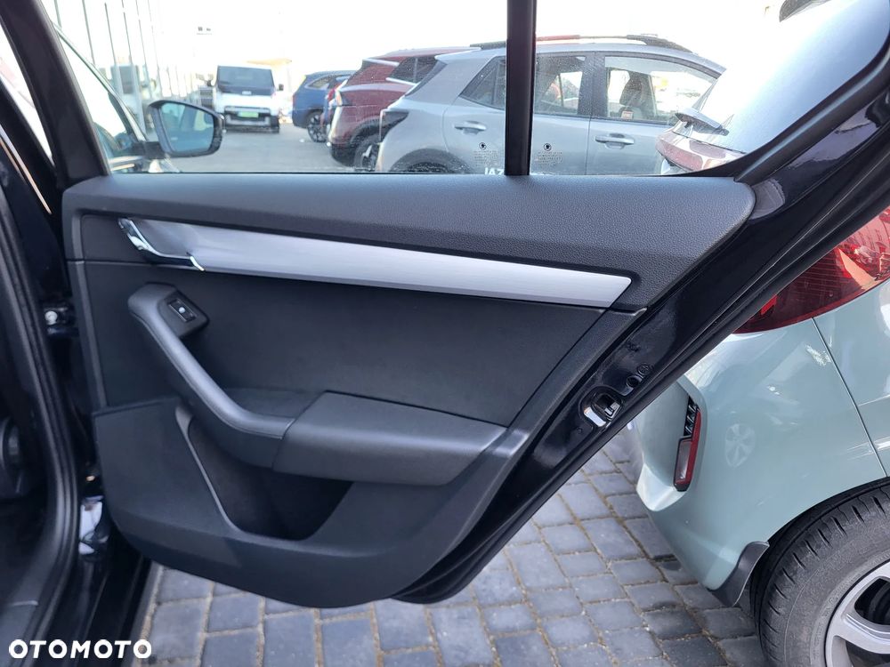 Skoda Octavia 1.4 TSI Ambition - 13