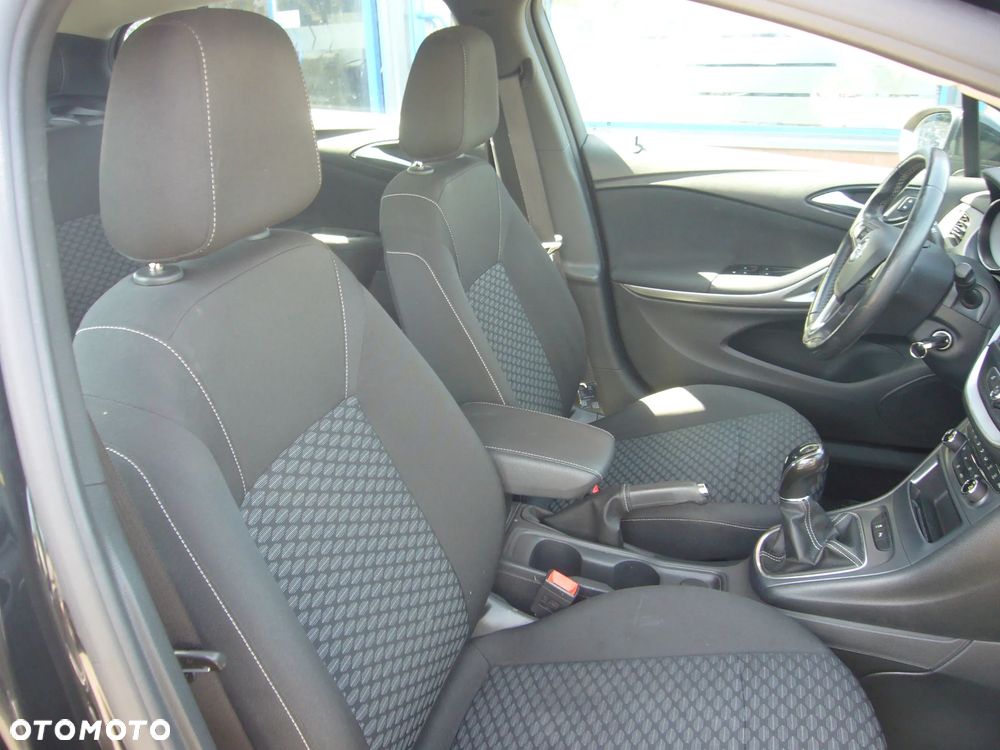 Opel Astra 1.4 T Elite - 19