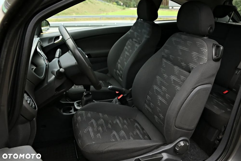 Opel Corsa 1.4 16V Active - 30