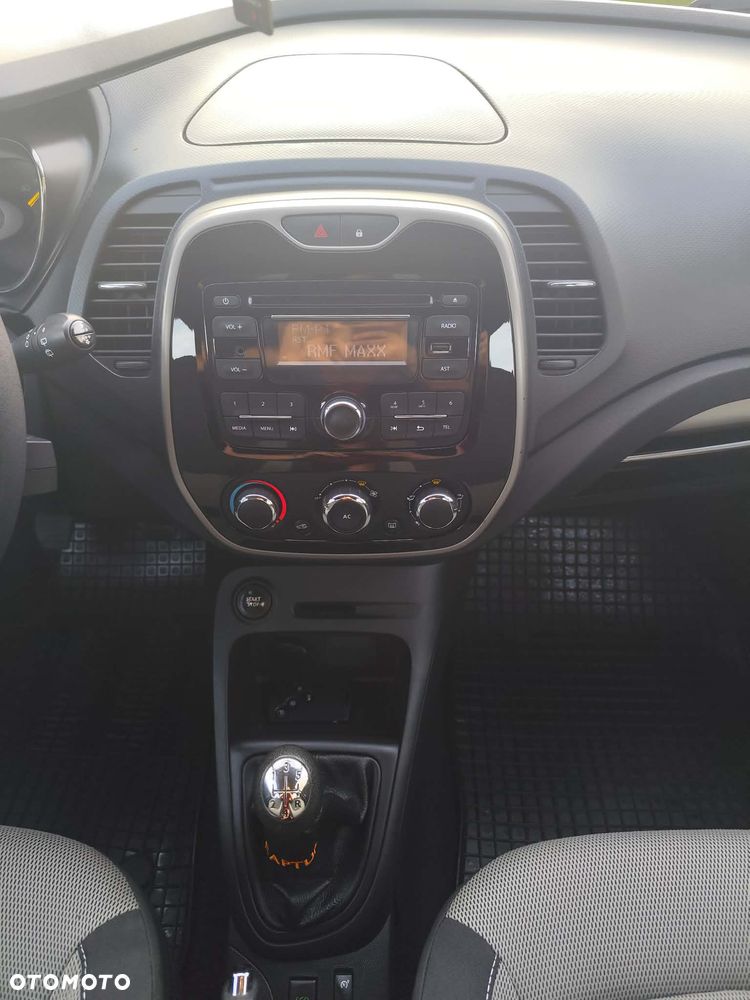 Renault Captur - 16