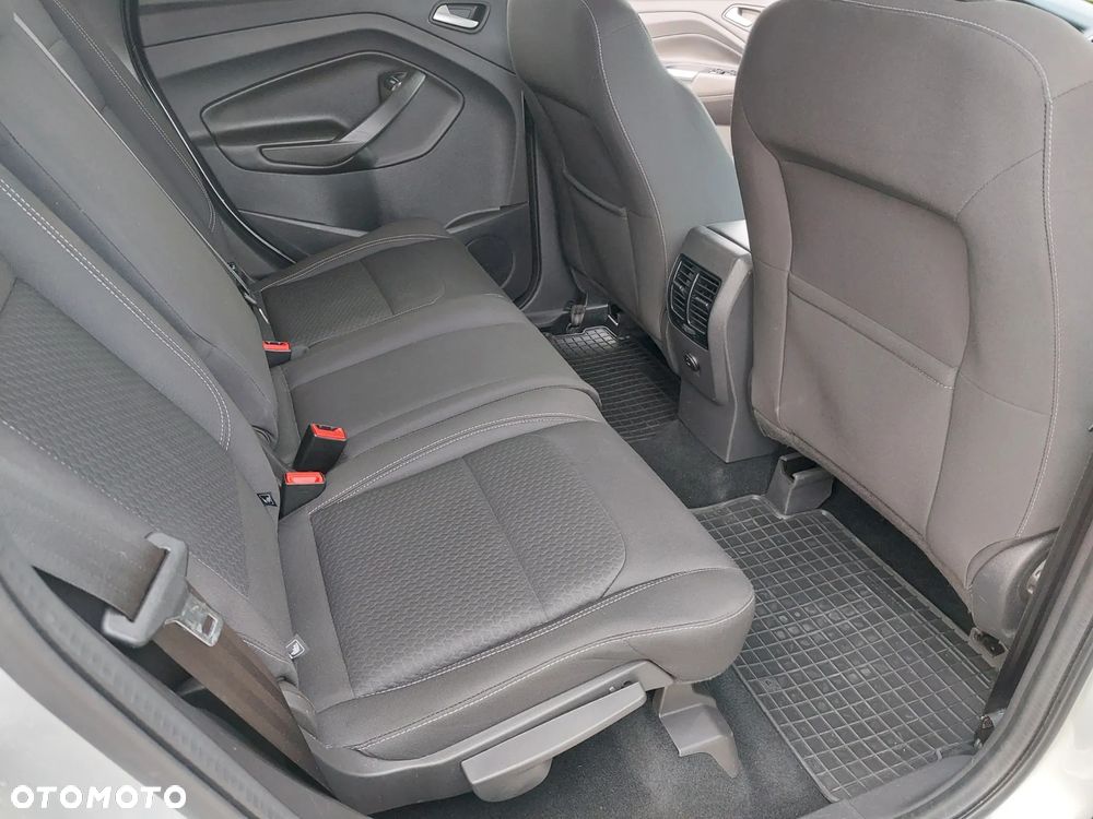 Ford Kuga 2.0 TDCi 2x4 SYNC - 16