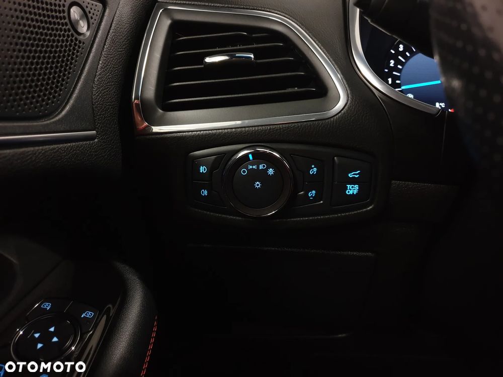 Ford Edge 2.0 EcoBlue Bi-Turbo 4x4 ST-LINE - 31