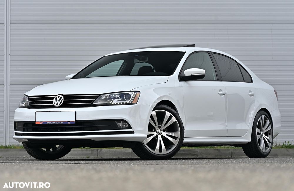 Volkswagen Jetta - 4