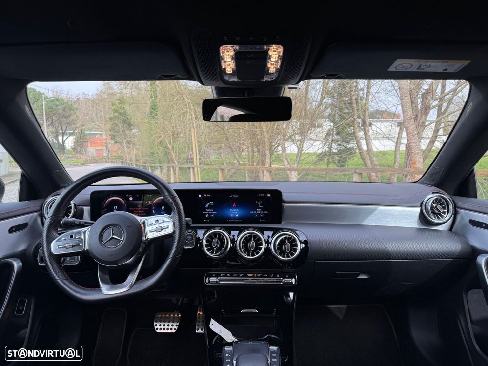 Mercedes-Benz CLA 250 e Shooting Brake AMG Line - 16