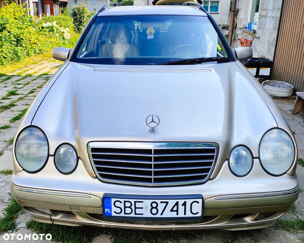 Mercedes-Benz Klasa E 320 T CDI Elegance - 1