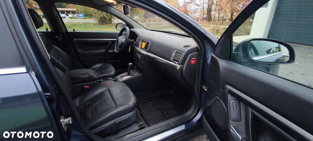 Opel Vectra 1.9 CDTI Cosmo ActiveSelect - 26