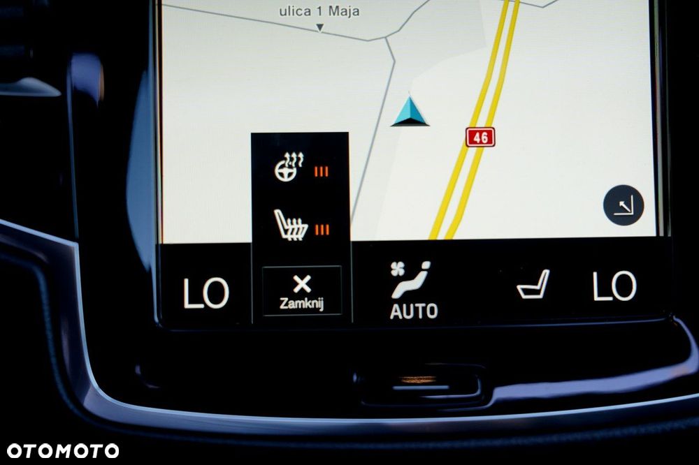 Volvo XC 90 - 31