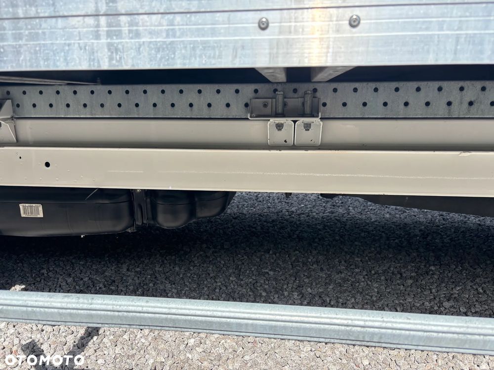 Volkswagen Crafter**Kontener**Winda**Klimatyzacja**Sprowadzony - 18