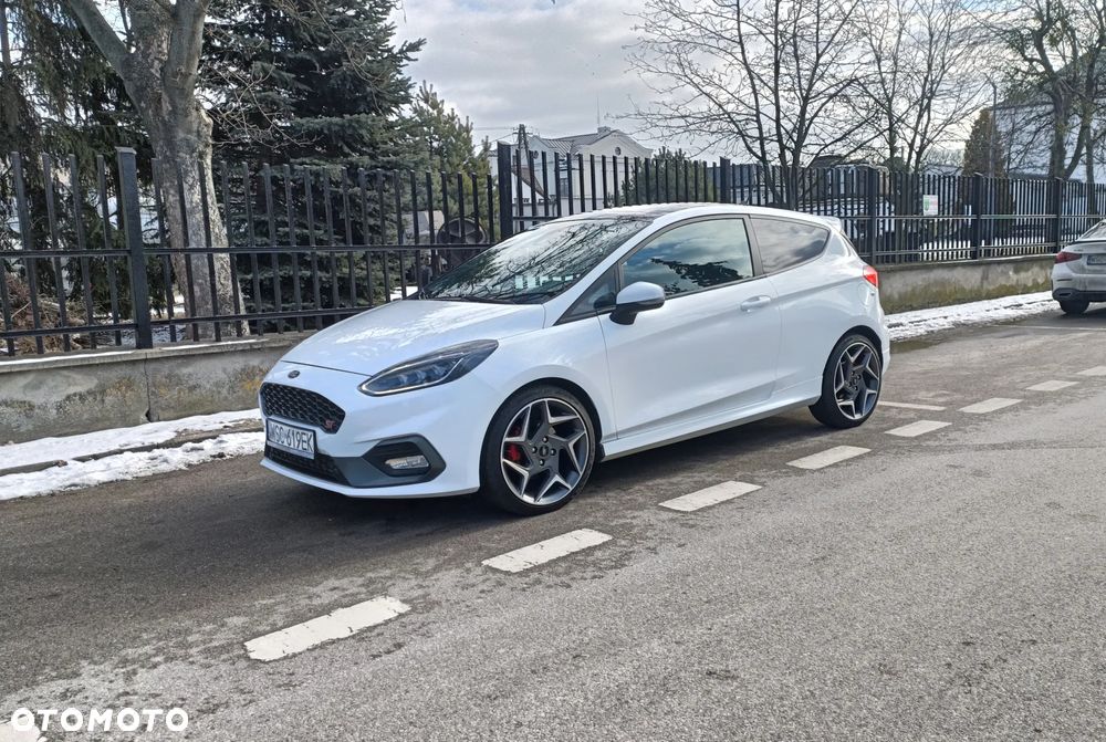 Ford Fiesta - 1