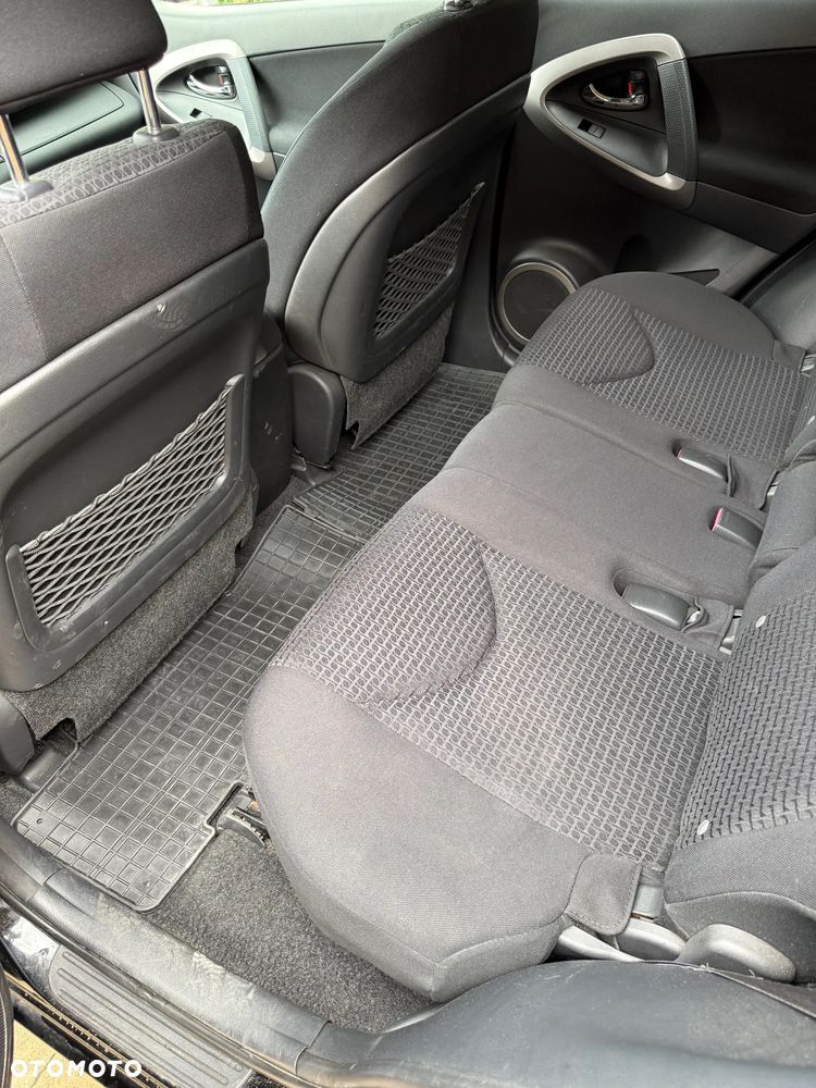 Toyota RAV4 2.0 VVT-i Premium - 6