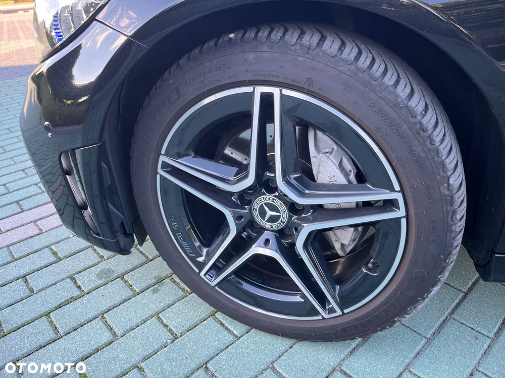 Mercedes-Benz Klasa C 200 4MATIC 9G-TRONIC - 18