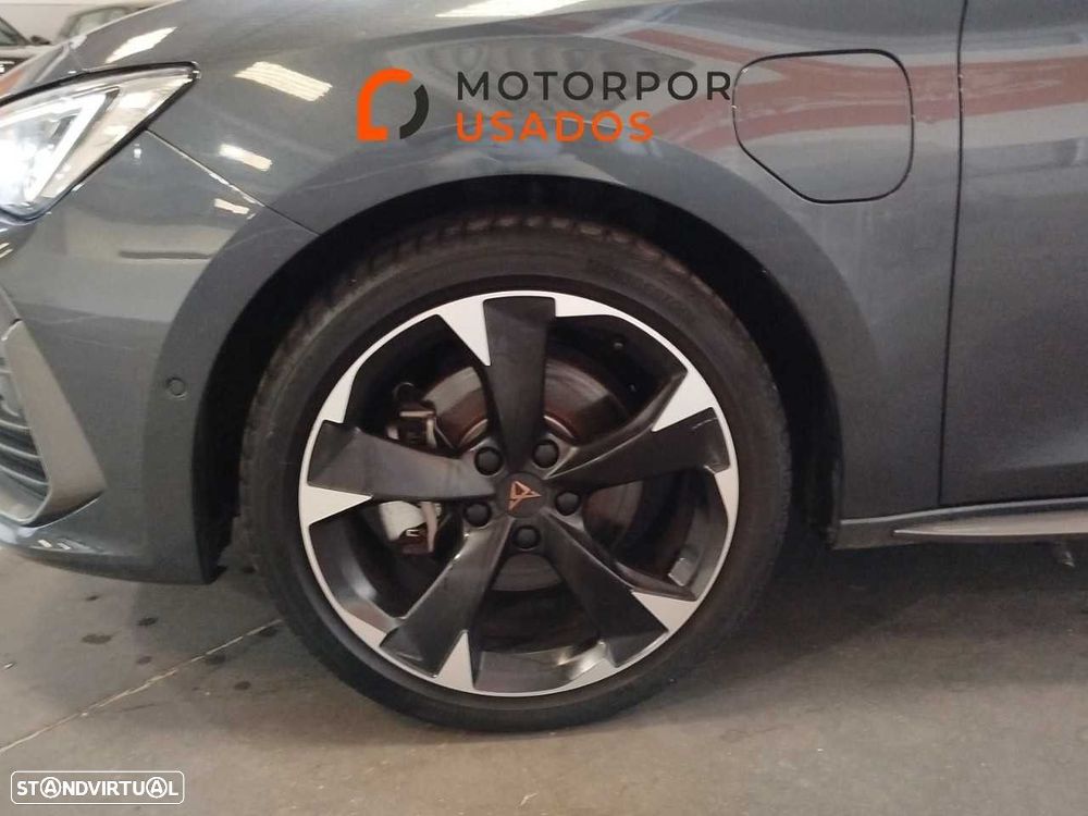 Cupra Leon ST 1.4 e-Hybrid MID DSG - 11