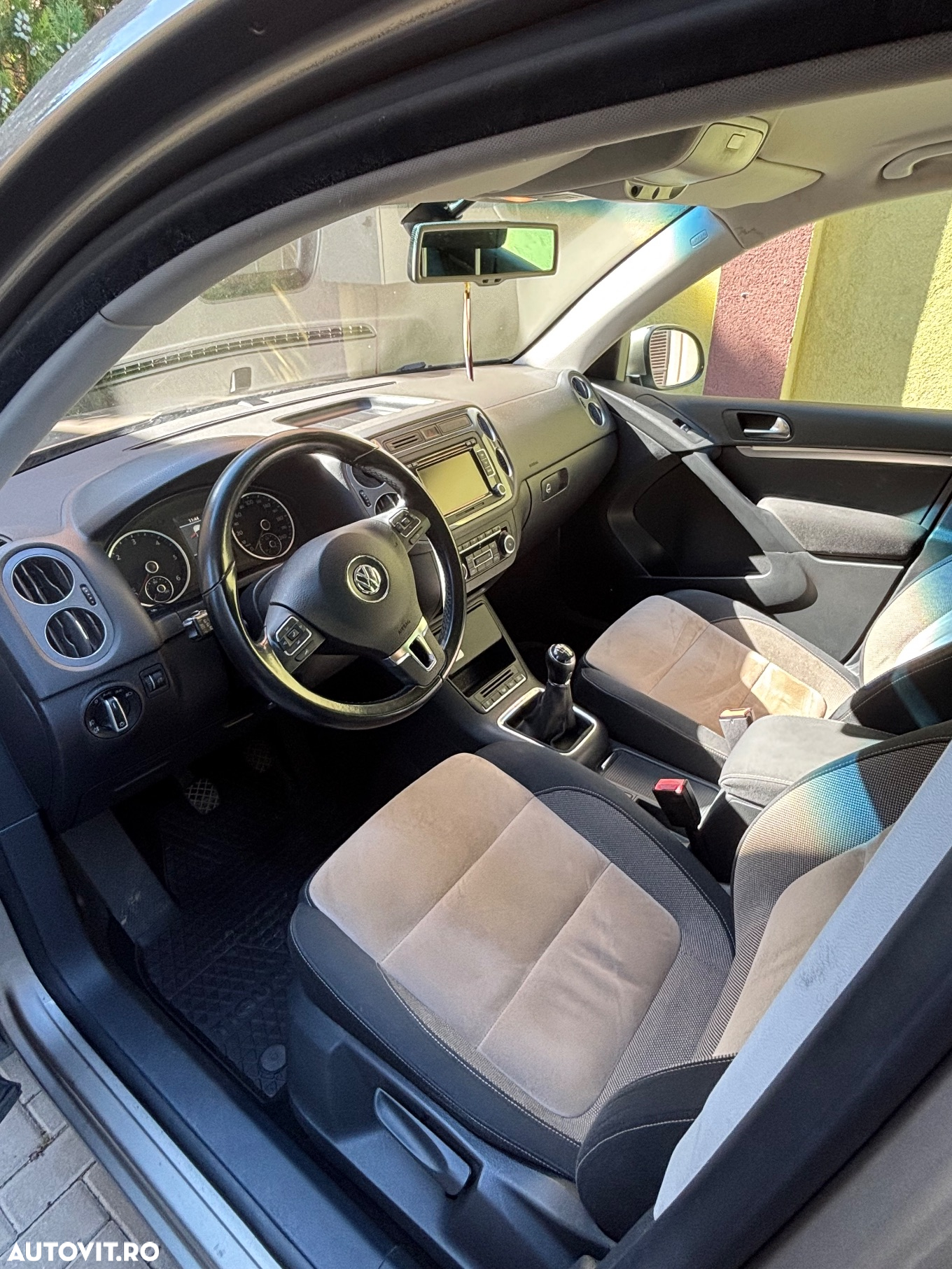Volkswagen Tiguan 2.0 TDI CR DPF 4Motion Track&Field - 6