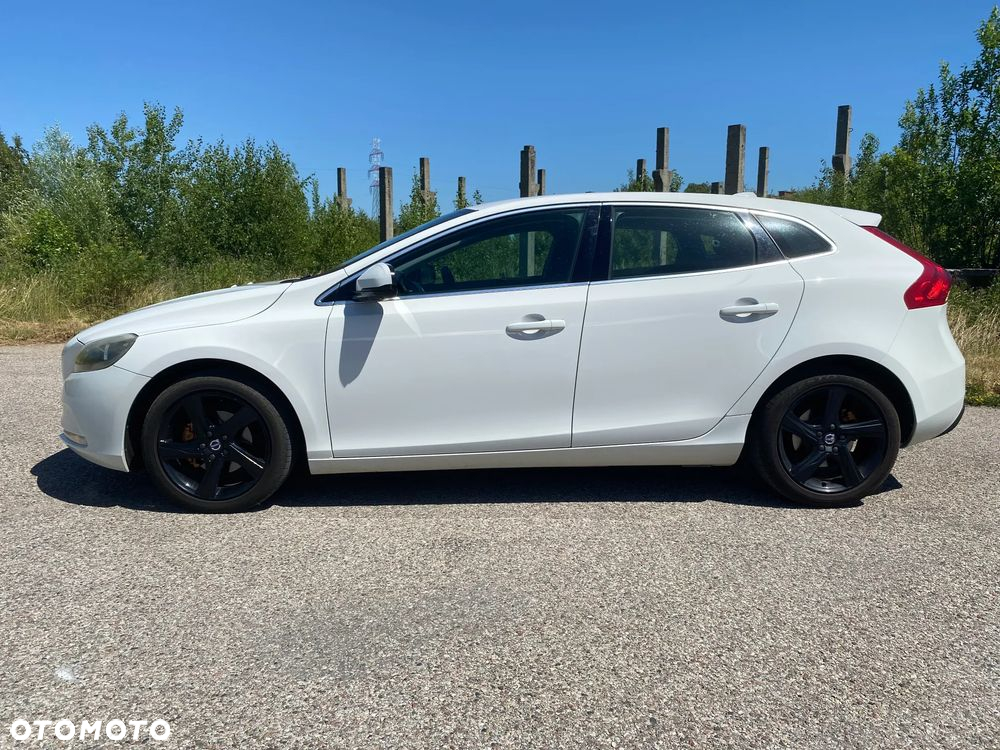 Volvo V40 D2 Momentum - 3