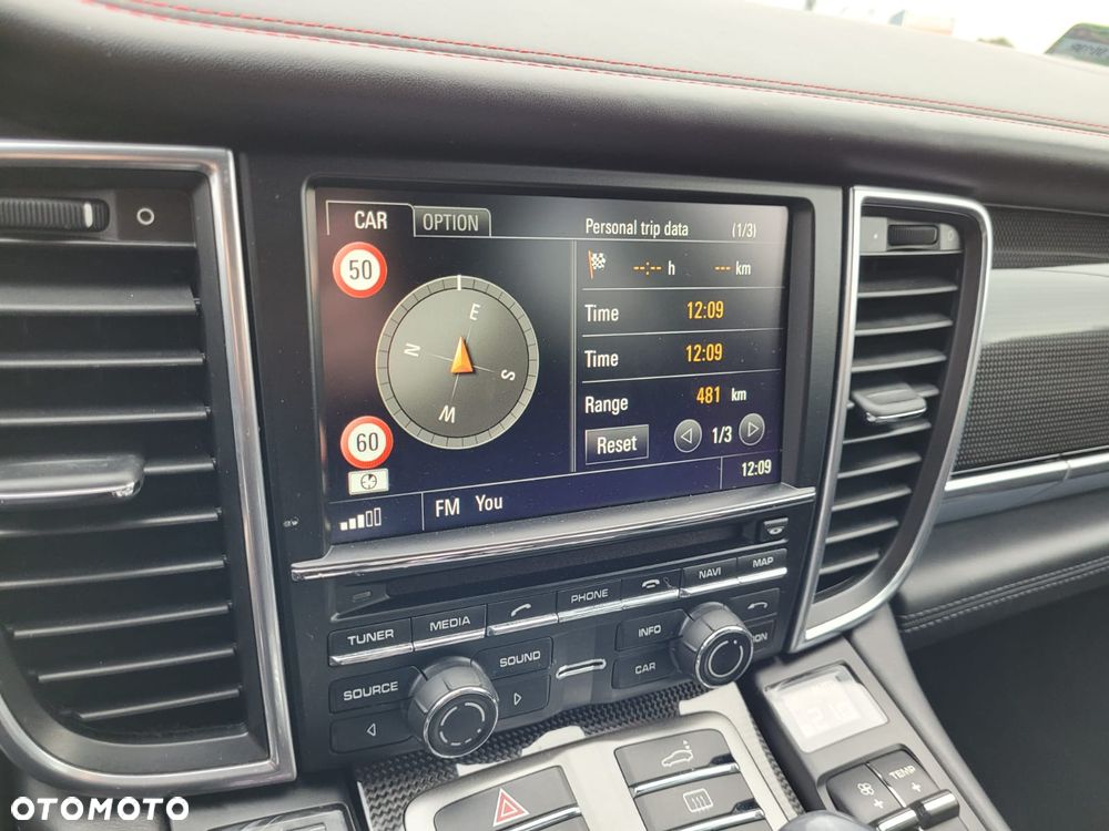 Porsche Panamera - 9