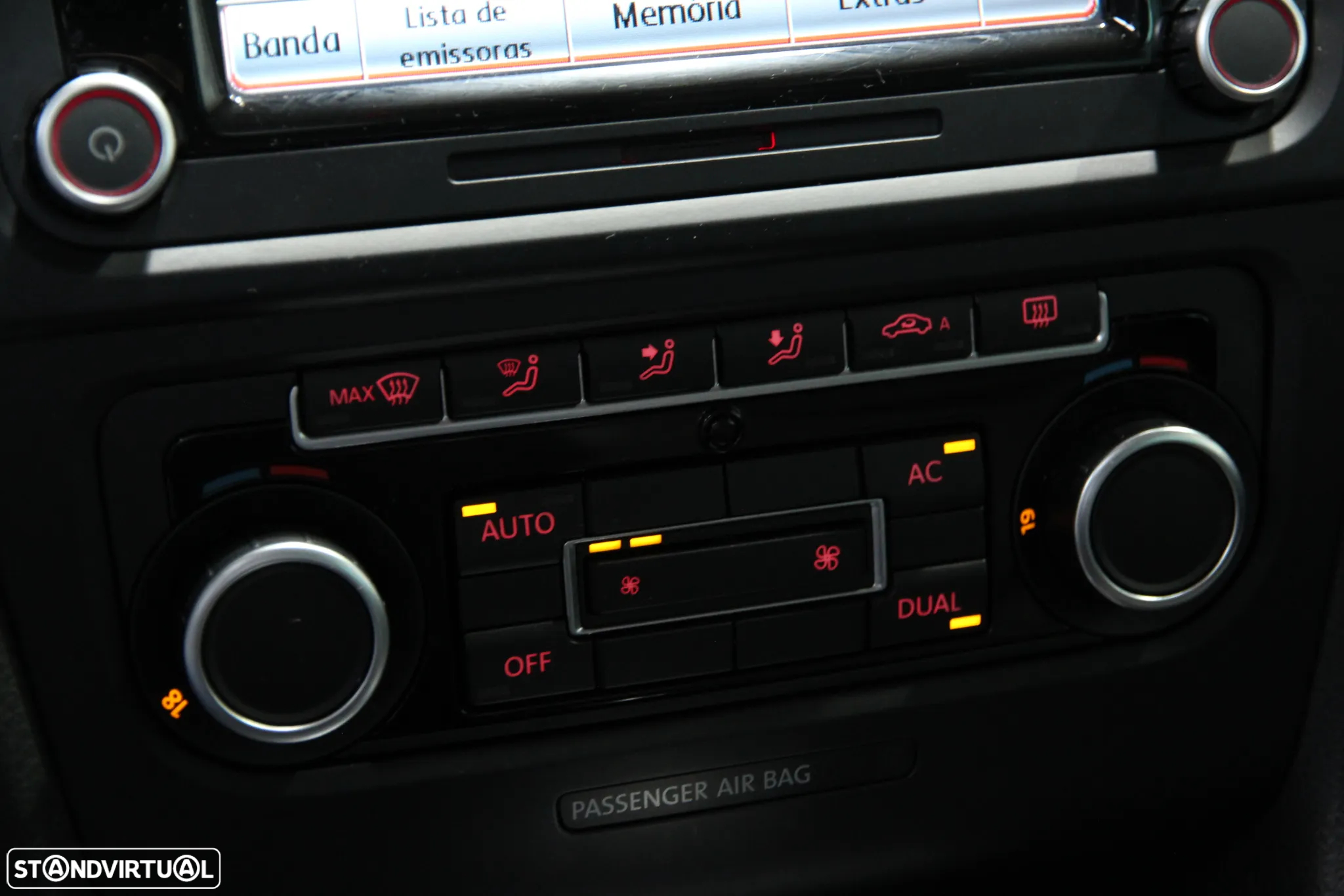 VW Golf Variant 1.6 TDi Highline DSG - 13