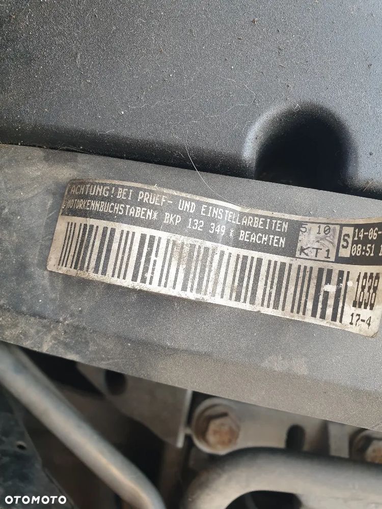 Volkswagen Passat 2,0 140 KM  z 2006r. - 6