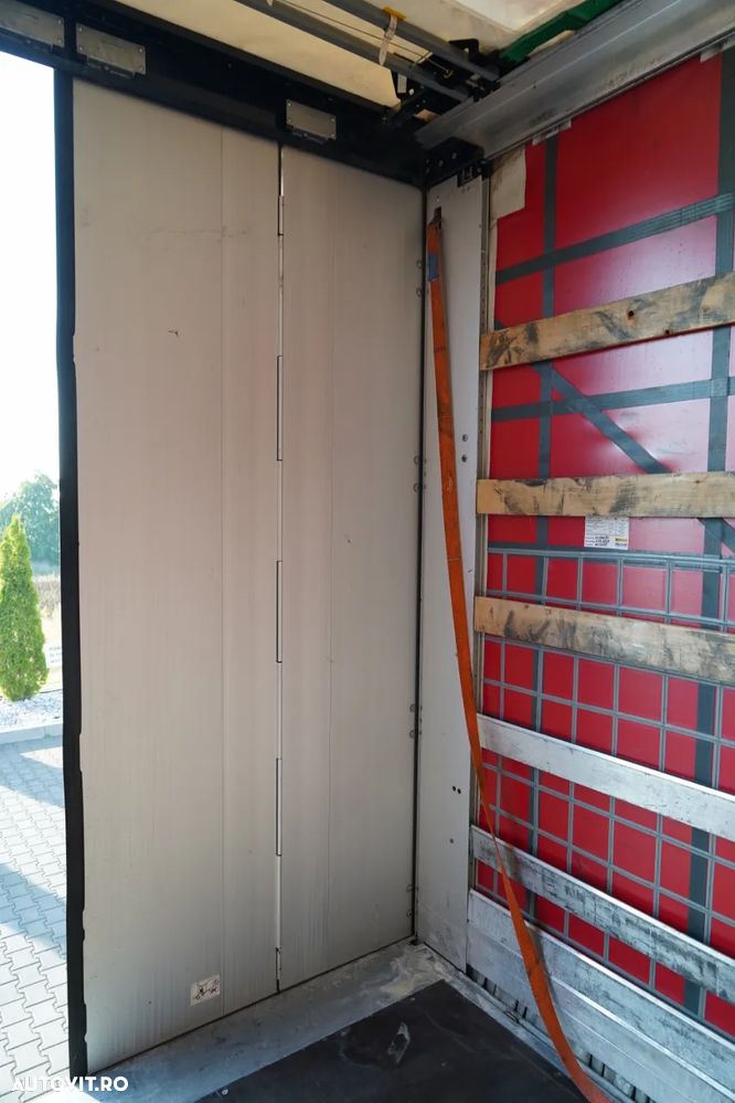 Volvo FH 500 / CORTINĂ / 6x2 / ACOPERIȘ RIDICAT / AER CONDIȚIONAT PARCARE / PUNTE RELAXABILĂ / CONTRACT DE SERVICE GOLD - 17