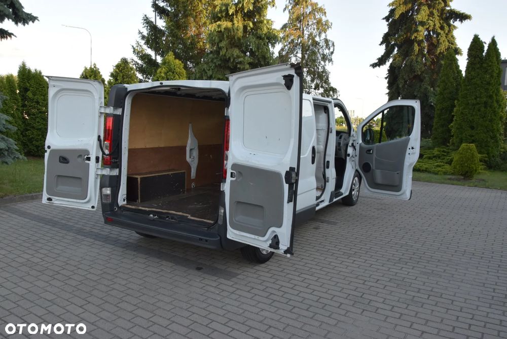 Opel VIVARO LONG 2,0 DCI 115 KM 164 TYŚ KM - 4