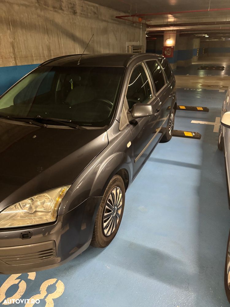 Ford Focus 1.6i 16V - 6