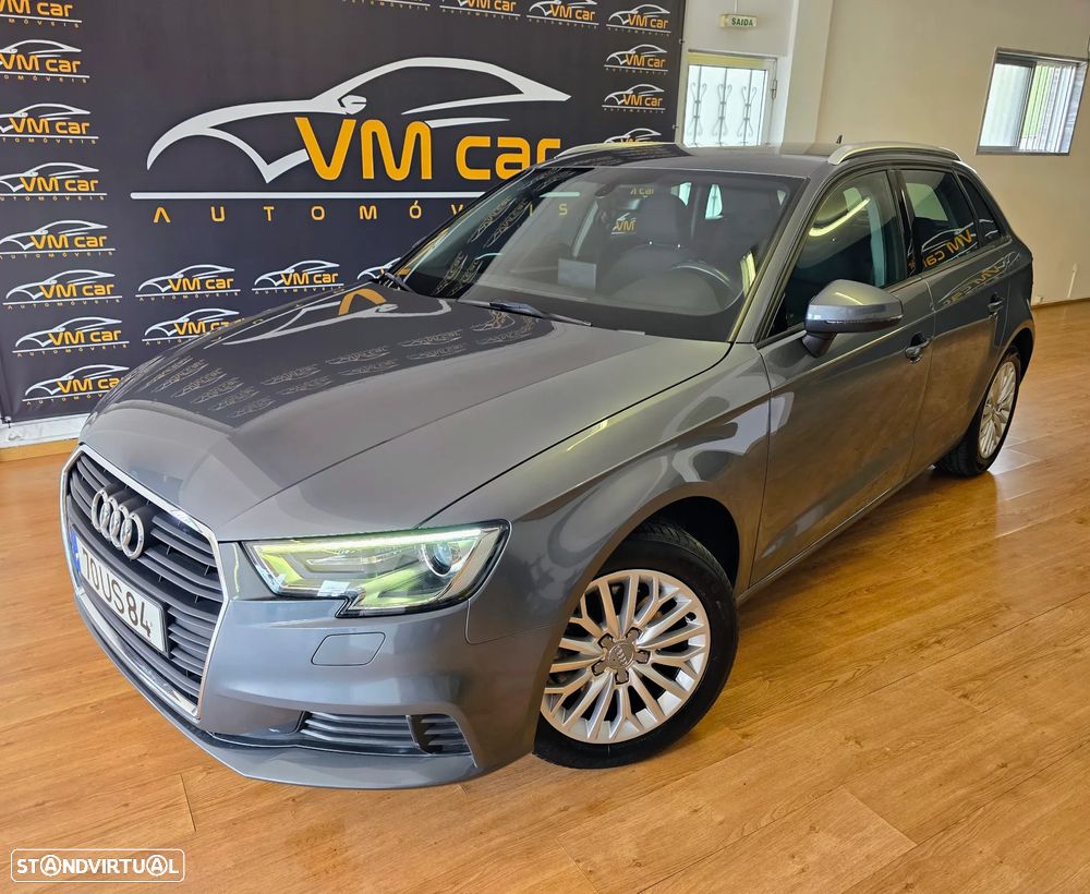 Audi A3 Sportback 2.0 TDI Design - 1