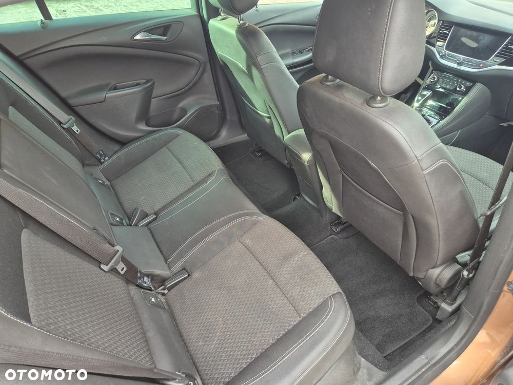 Opel Astra 1.6 D (CDTI) Start/Stop Innovation - 14