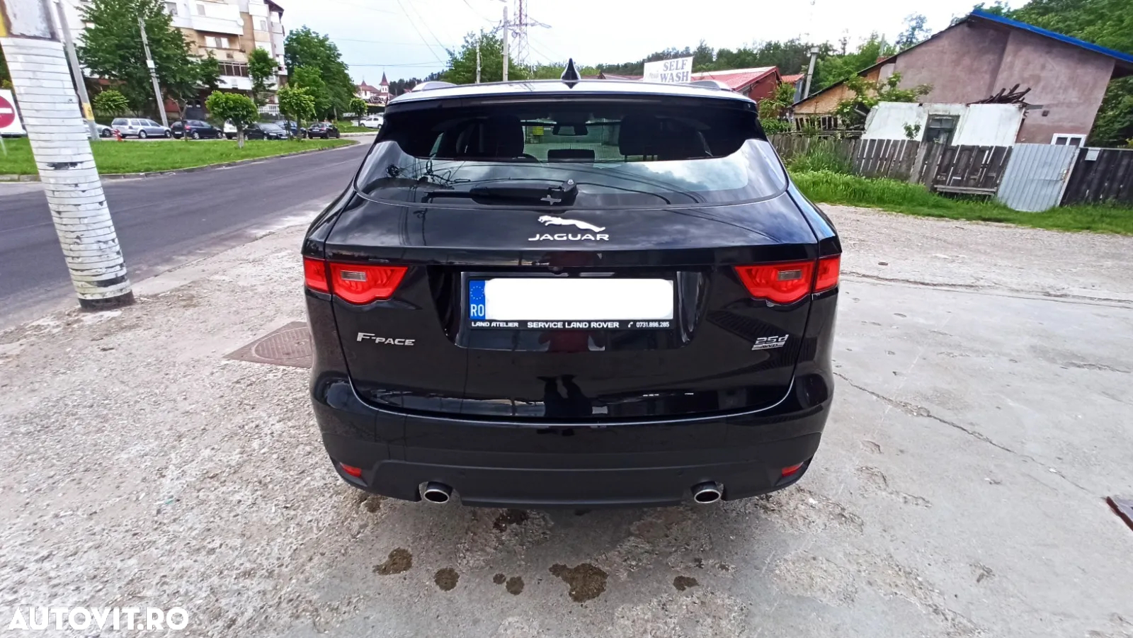 Jaguar F-Pace 25d AWD Pure - 5