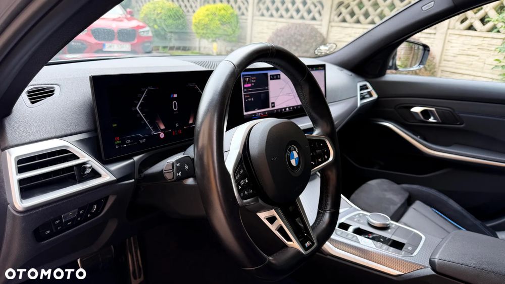 BMW Seria 3 330i xDrive M Sport Edition sport - 15