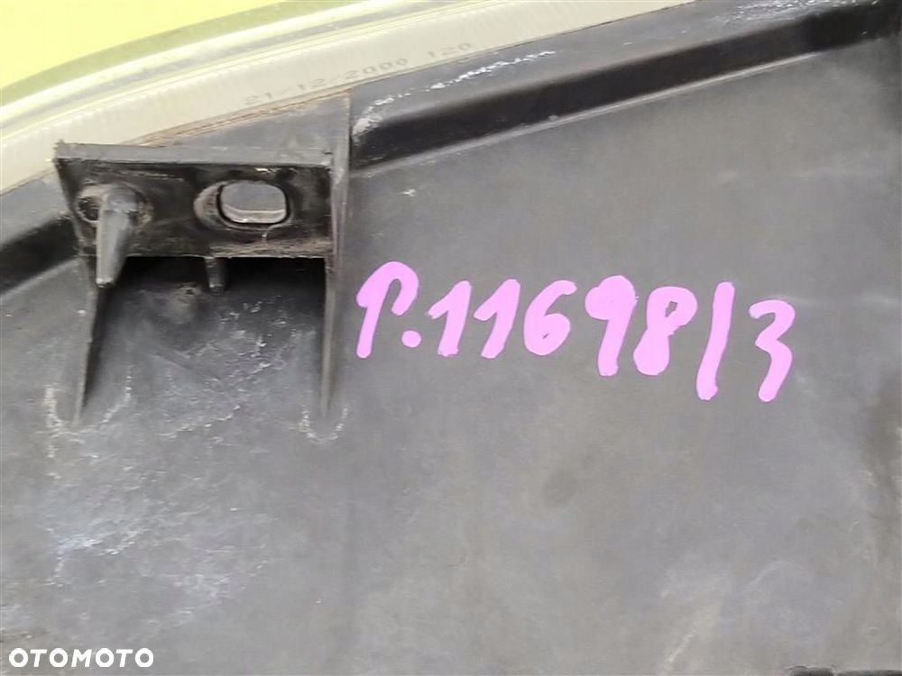 Reflektor lampa przód prawa VW Golf IV 1997-2003 VALEO 1J1941016C 67736940 - 2