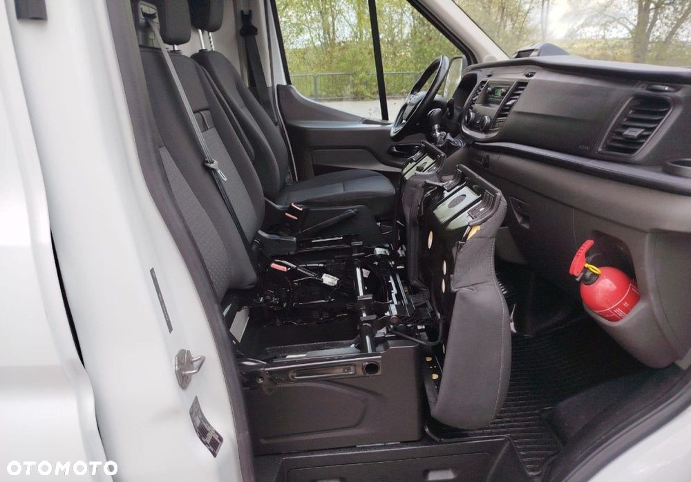 Ford Transit - 22