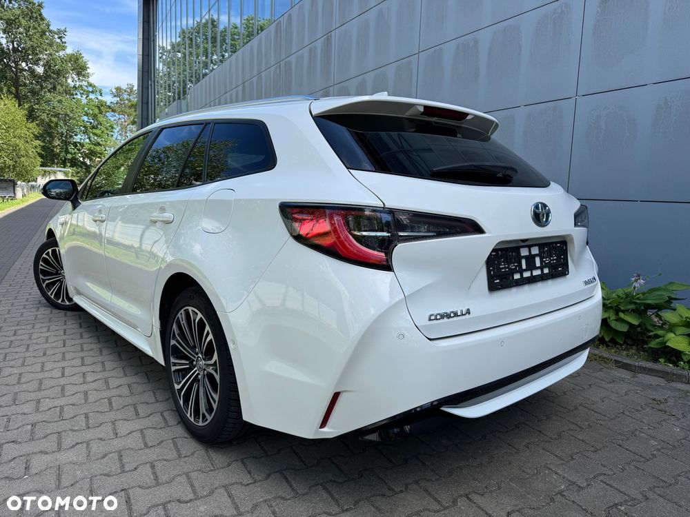 Toyota Corolla 2.0 Black&White - 7