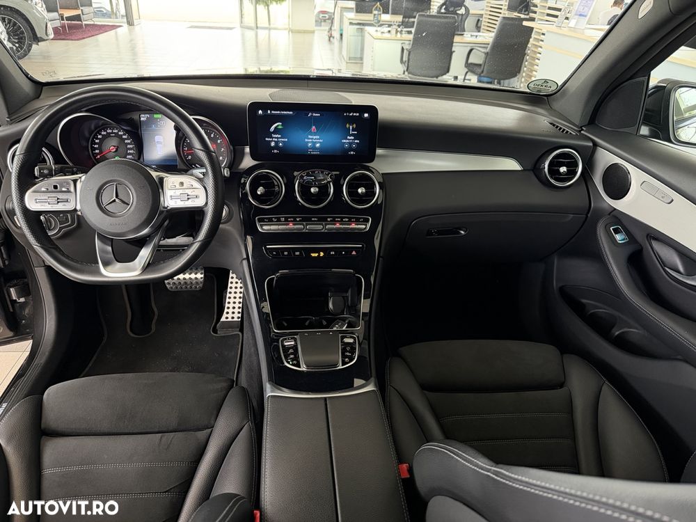 Mercedes-Benz GLC 200 4MATIC 9G-TRONIC AMG Line - 14